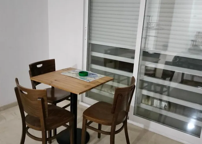 Piccadilly Centre Deluxe